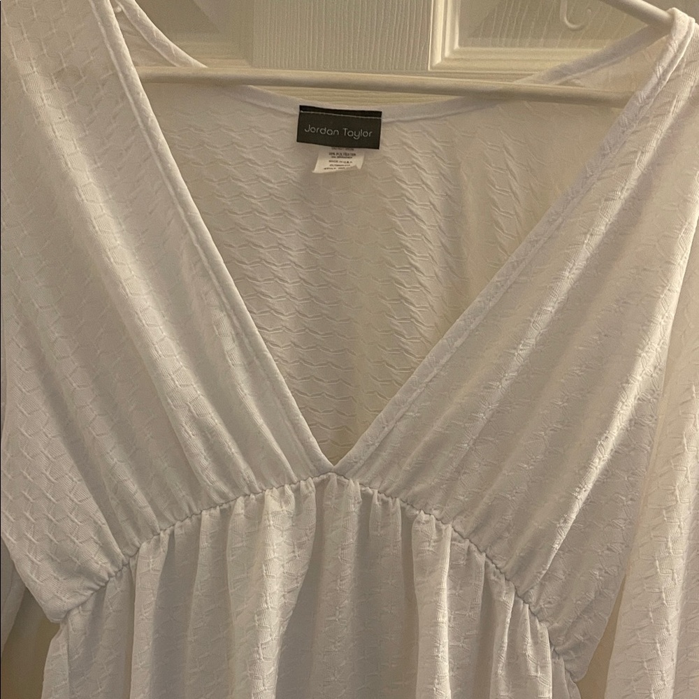 Jordan Taylor Elegant White Textured Blouse - Picture 10 of 11